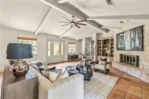 413 Silver Spur, Horseshoe Bay, TX 78657 - Photo 10