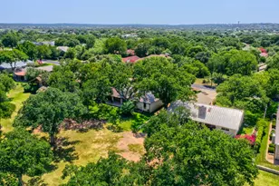 413 Silver Spur, Horseshoe Bay, TX 78657 - Photo 24
