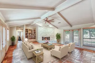413 Silver Spur, Horseshoe Bay, TX 78657 - Photo 2