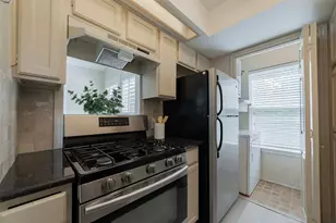 2500 Quarry Rd, Austin, TX 78703 - Photo 10