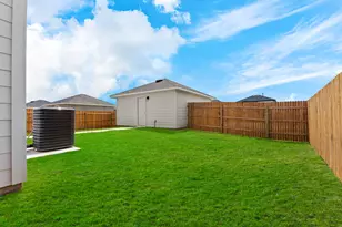 1061 Phantom Hl Blvd, Buda, TX 78610 - Photo 28