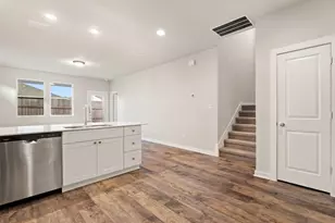 2310 Castillo Dr, Round Rock, TX 78664 - Photo 4