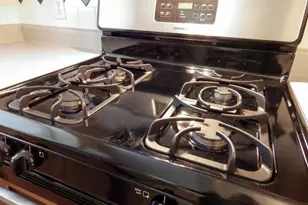 11901 Swearingen Dr, Austin, TX 78758 - Photo 10