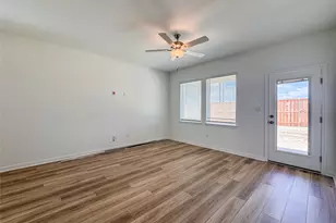 135 Mad Pupper Dr, Buda, TX 78610 - Photo 6