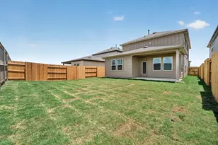135 Mad Pupper Dr, Buda, TX 78610 - Photo 26