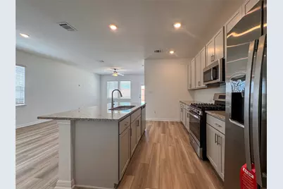 135 Mad Pupper Drive, Buda, TX 78610 - Photo 4