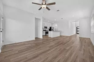 135 Mad Pupper Dr, Buda, TX 78610 - Photo 6