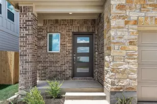 135 Mad Pupper Dr, Buda, TX 78610 - Photo 2