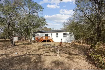 462 Texas Oak Drive, Cedar Creek, TX 78612 - Photo 2