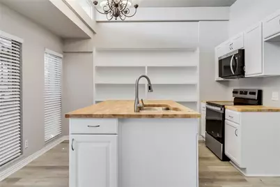 5918 Lago Vista Way #D33, Lago Vista, TX 78645 - Photo 8