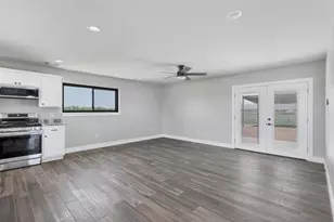 2719 Post Oak Rd, Webberville, TX 78653 - Photo 12