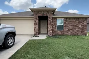 137 Rafe Ct, Kyle, TX 78640 - Photo 2