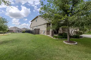 5108 Pearl Cres Ln, Georgetown, TX 78626 - Photo 32