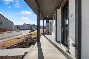 108 Woodrow Ln, Liberty Hill, TX 78642 - Photo 4