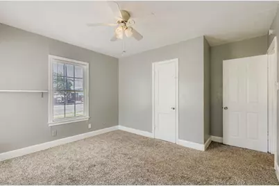 700 W Saint Johns Avenue, Austin, TX 78752 - Photo 8