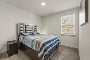1640 Flying Horseshoe Bnd, Georgetown, TX 78628 - Photo 32