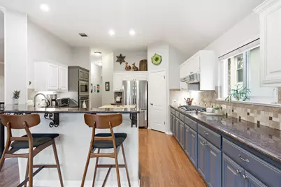11213 Savin Hill Lane, Austin, TX 78739 - Photo 6