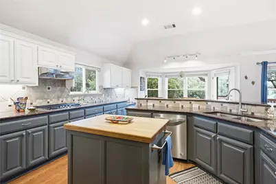 11213 Savin Hill Lane, Austin, TX 78739 - Photo 8