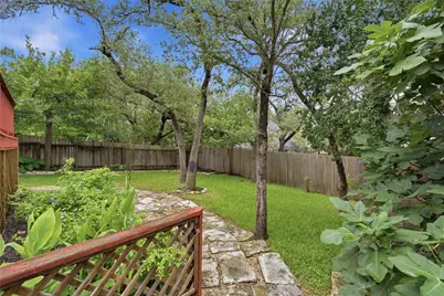 11213 Savin Hill Lane, Austin, TX 78739 - Photo 30