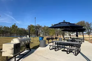 137 Two Bits Ln, Elgin, TX 78621 - Photo 22