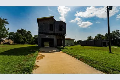 213 E 4th Street, Rockdale, TX 76567 - Photo 12