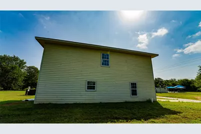 213 E 4th Street, Rockdale, TX 76567 - Photo 14