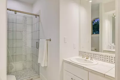 601 Crystal Creek Drive, Austin, TX 78746 - Photo 34