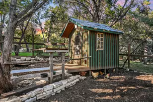 601 Crystal Creek Dr, Austin, TX 78746 - Photo 40