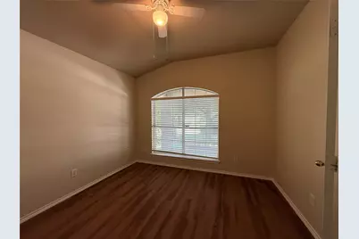 228 Altamont Street, Hutto, TX 78634 - Photo 2