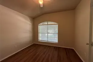 228 Altamont St, Hutto, TX 78634 - Photo 2
