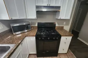 2714 Whitis Ave, Austin, TX 78705 - Photo 24