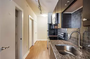 1900 Barton Springs Rd, Austin, TX 78704 - Photo 8