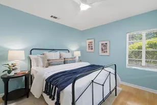 1723 E 38th St, Austin, TX 78722 - Photo 16