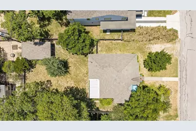 1723 E 38th Street, Austin, TX 78722 - Photo 34