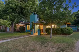 1723 E 38th St, Austin, TX 78722 - Photo 32