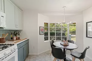 1723 E 38th St, Austin, TX 78722 - Photo 14