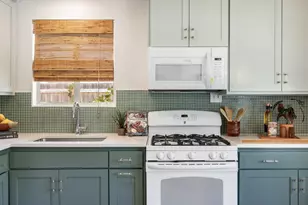 1723 E 38th St, Austin, TX 78722 - Photo 10