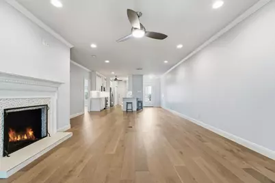 28 Tournament Way, The Hills, TX 78738 - Photo 8