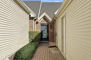 28 Tournament Way, The Hills, TX 78738 - Photo 8