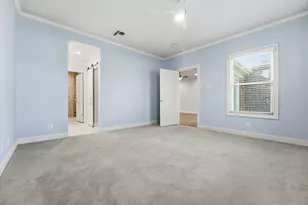 28 Tournament Way, The Hills, TX 78738 - Photo 16