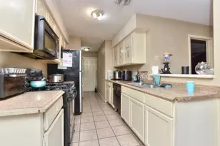 16134 Fitchburg Cir, Pflugerville, TX 78660 - Photo 10