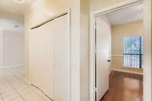 708 Graham Pl, Austin, TX 78705 - Photo 8