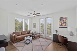 1900 Barton Springs Rd, Austin, TX 78704 - Photo 12