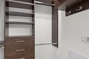 1900 Barton Springs Rd, Austin, TX 78704 - Photo 20