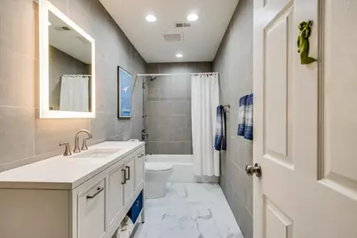 2001 Parker Lane S #107, Austin, TX 78741 - Photo 16