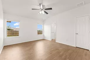 109 Midas Ln, Jarrell, TX 76537 - Photo 16