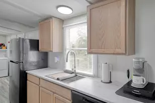 209 Fallwell St, Liberty Hill, TX 78642 - Photo 12