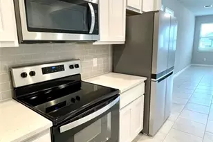 125 Kellys Heroes Wy, Jarrell, TX 76537 - Photo 8