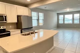 125 Kellys Heroes Wy, Jarrell, TX 76537 - Photo 12