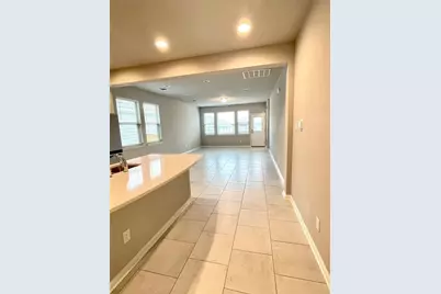 125 Kellys Heroes Way, Jarrell, TX 76537 - Photo 14